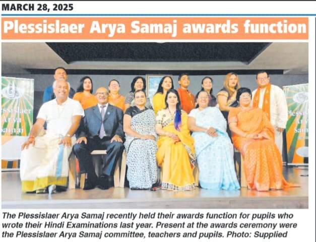 Hindi academic awards ceremony - students and certificates at PAS